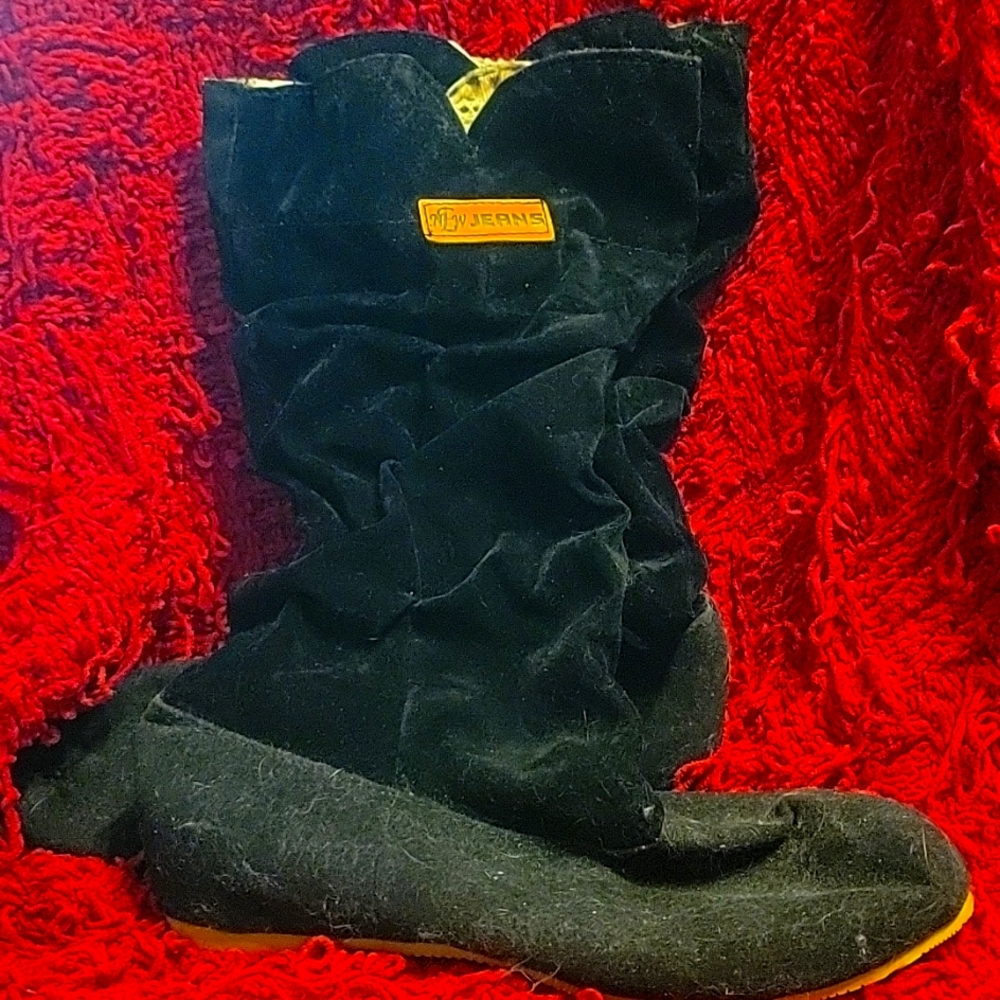 Fall calf height boots never wore